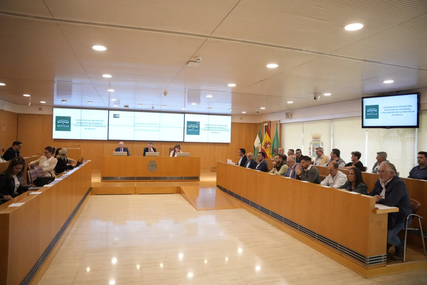 El Consorcio de Bomberos de la provincia acepta las solicitudes de adhesión de los ayuntamientos de Cantillana, Cañada Rosal y Gines