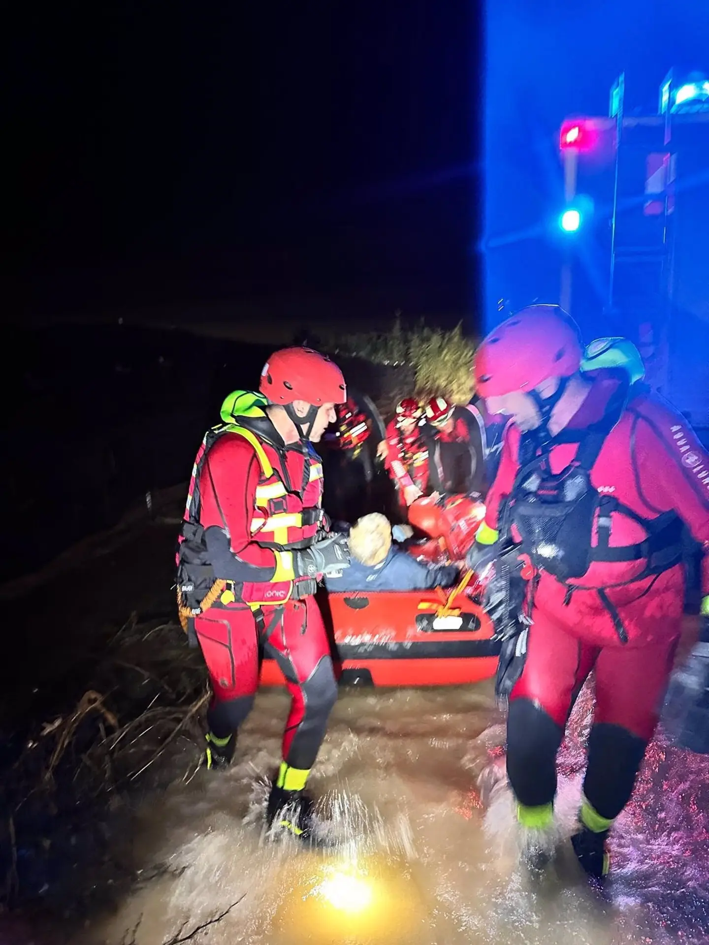 Un equipo de bomberos del Consorcio Provincial llegará a Requena, en Valencia, esta misma noche para colaborar en las tareas de rescate y apoyo