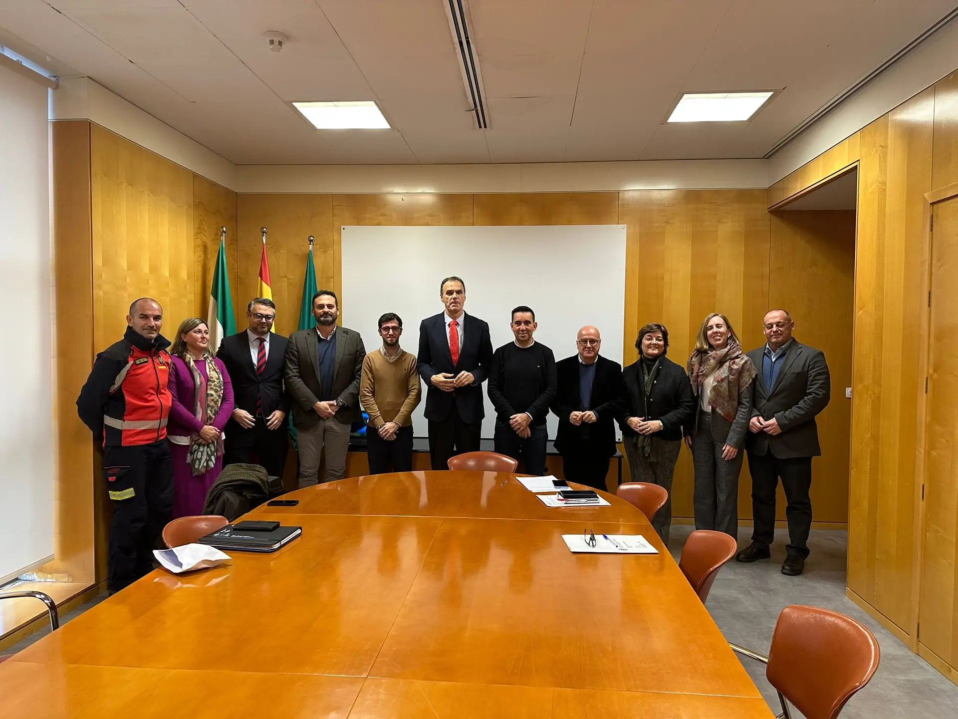 Constituida la Comisión Mixta de Transferencias de los medios humanos, bienes y derechos del Parque de Bomberos de Lebrija al Consorcio de Prevención, Extinción de Incendios y Salvamento de la Provincia de Sevilla